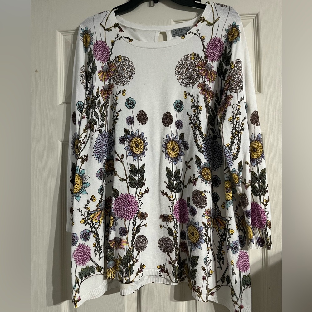 Joseph A light sweater